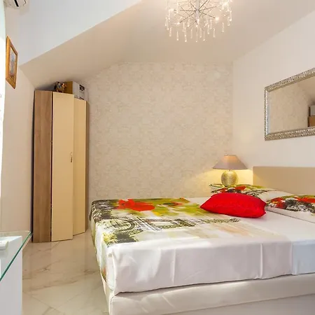 S&l Affittacamere 3*